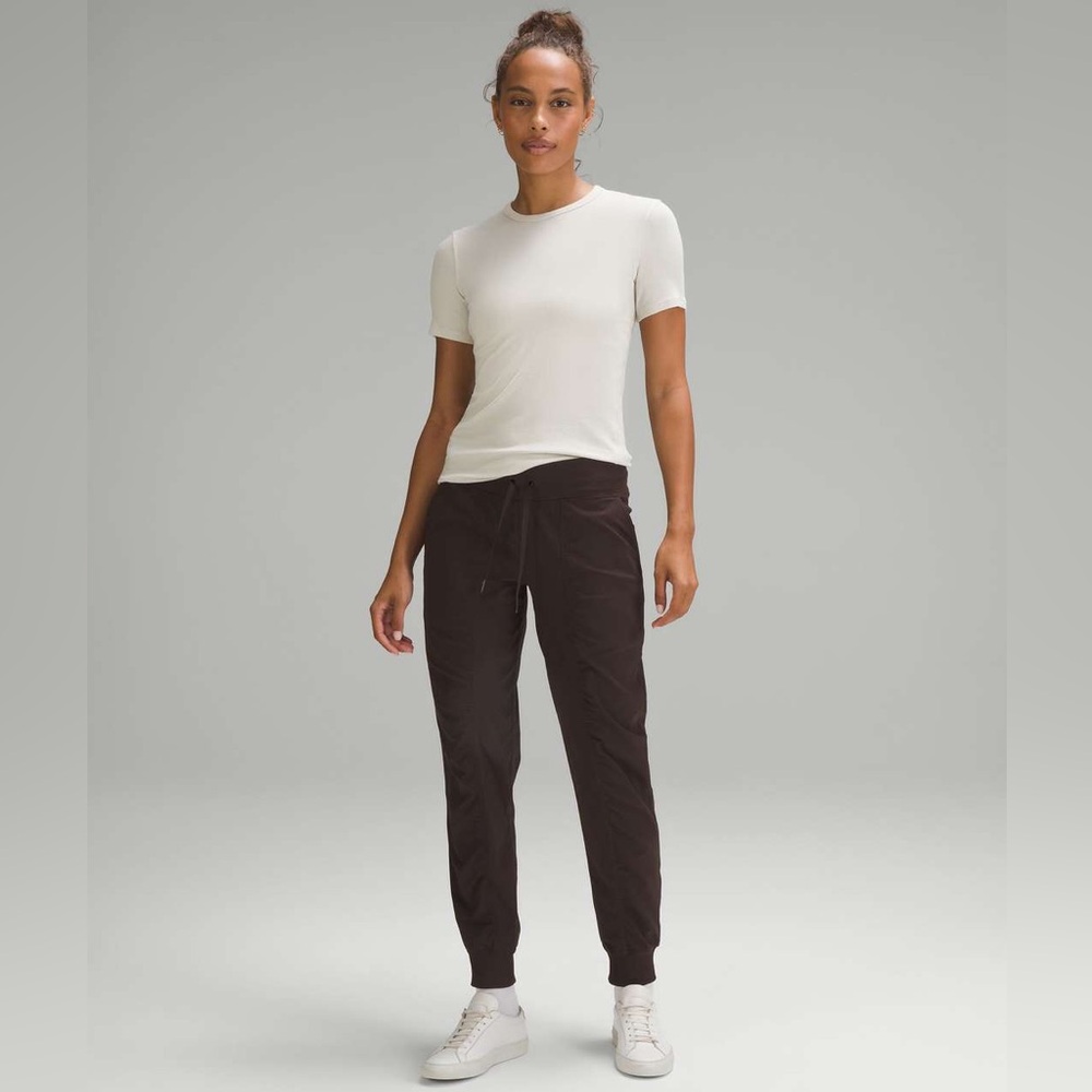 NWT Lululemon Dance Studio Mid-Rise Jogger *Full Length